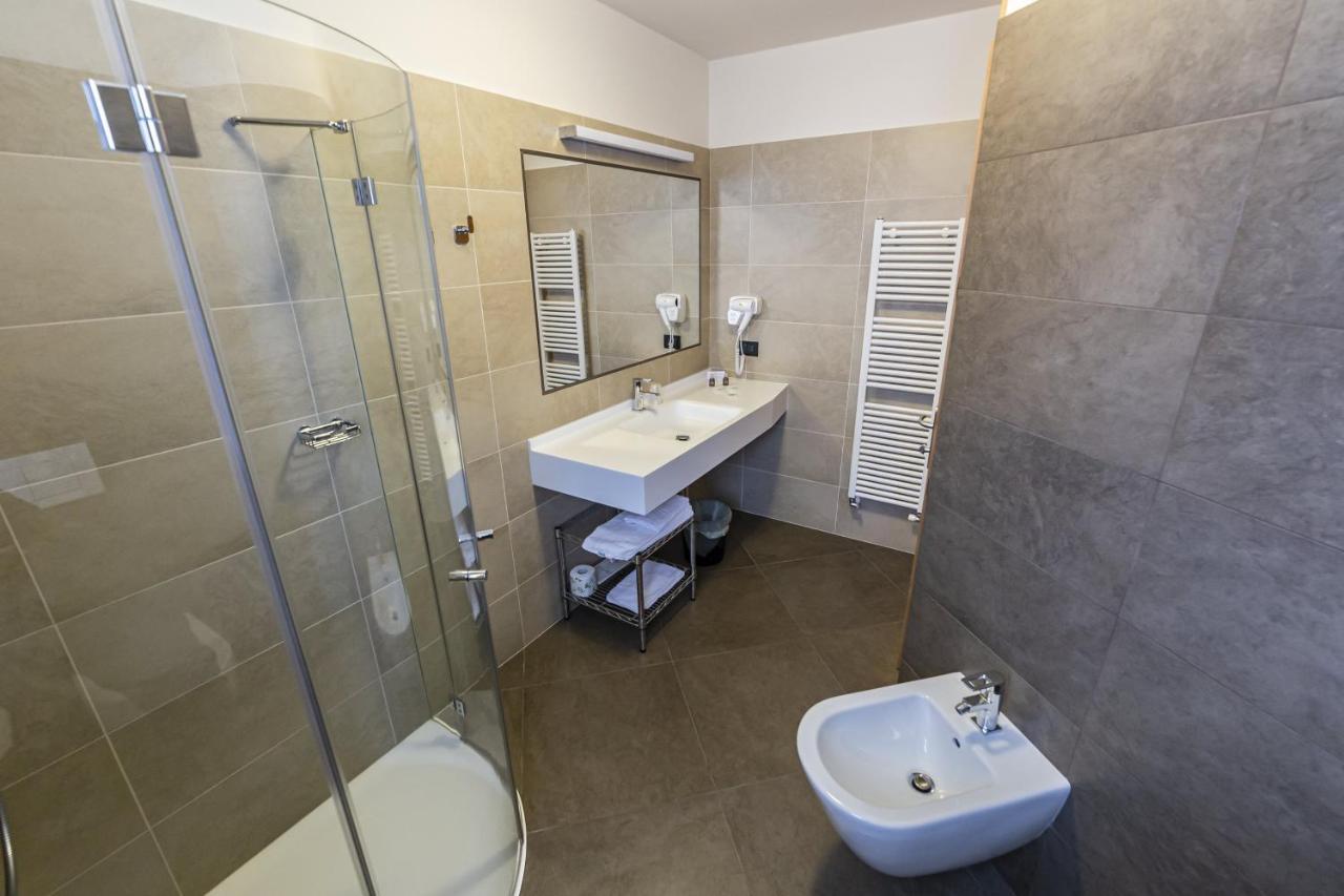 Hotel Garni Paradisi - Wellness & Spa Mezzano Dış mekan fotoğraf