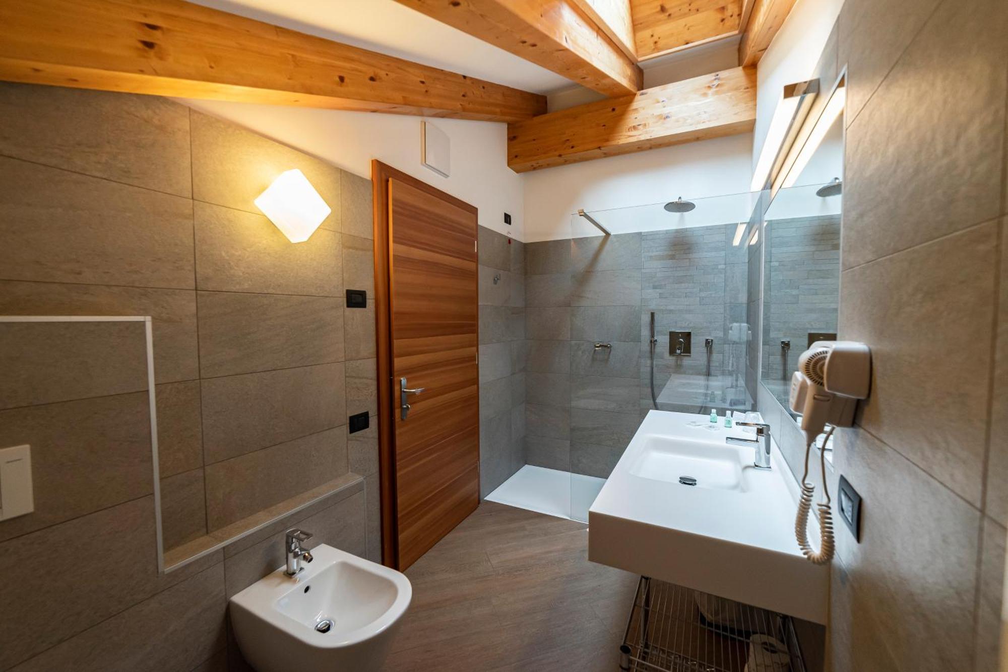 Hotel Garni Paradisi - Wellness & Spa Mezzano Dış mekan fotoğraf