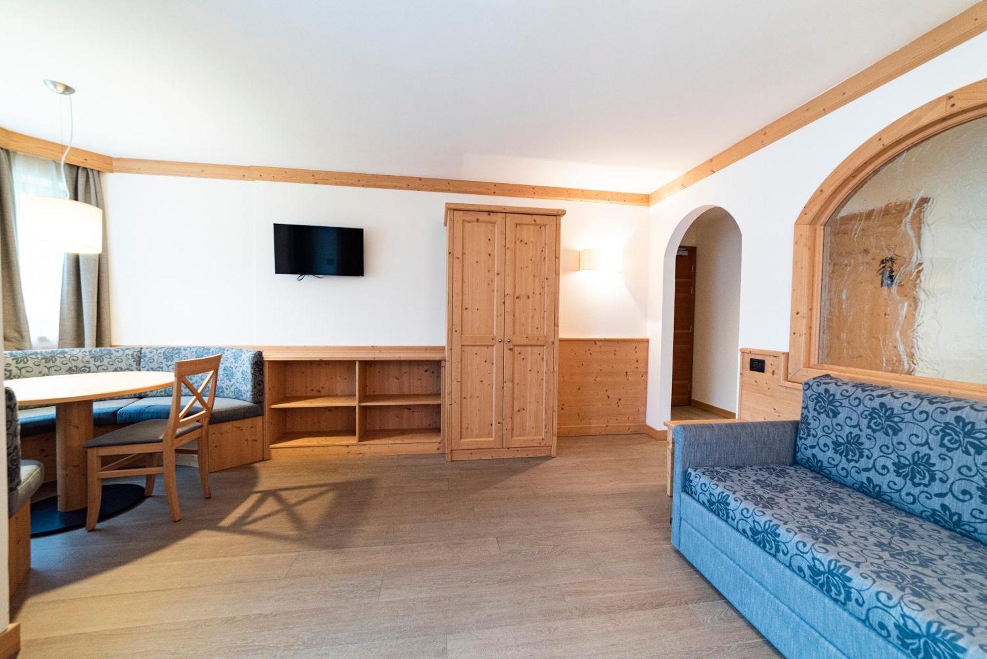 Hotel Garni Paradisi - Wellness & Spa Mezzano Dış mekan fotoğraf