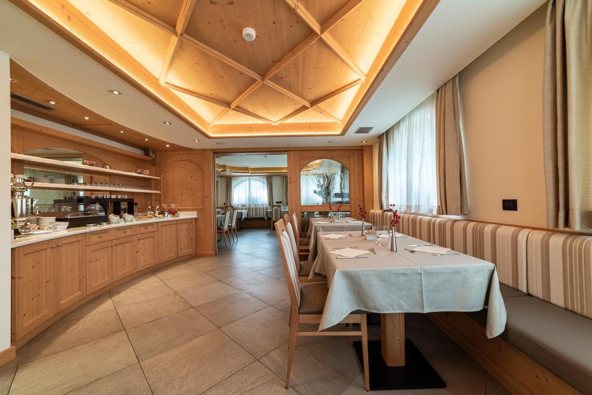 Hotel Garni Paradisi - Wellness & Spa Mezzano Dış mekan fotoğraf